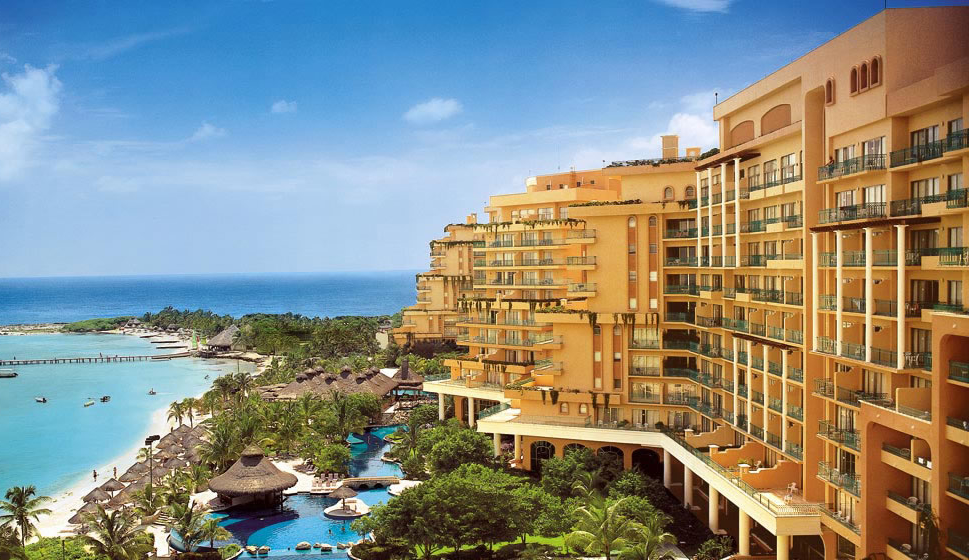 Fiesta Americana Grand Coral Beach